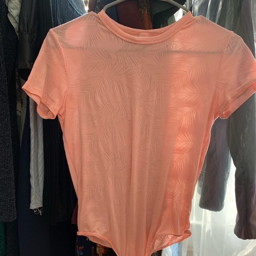 One piece Snap T Shirt Burnout Print